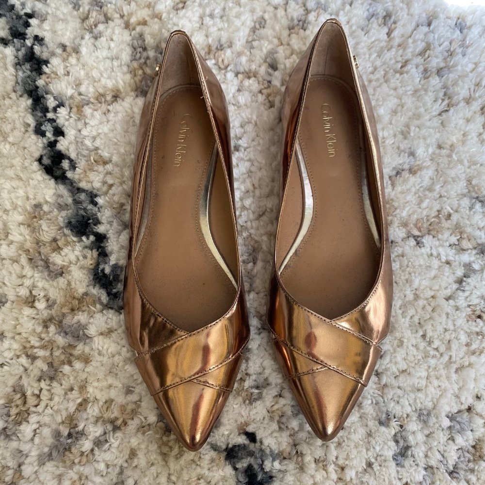 Calvin Klein Pointed Toe Gold Flat Shoes NWOT 6